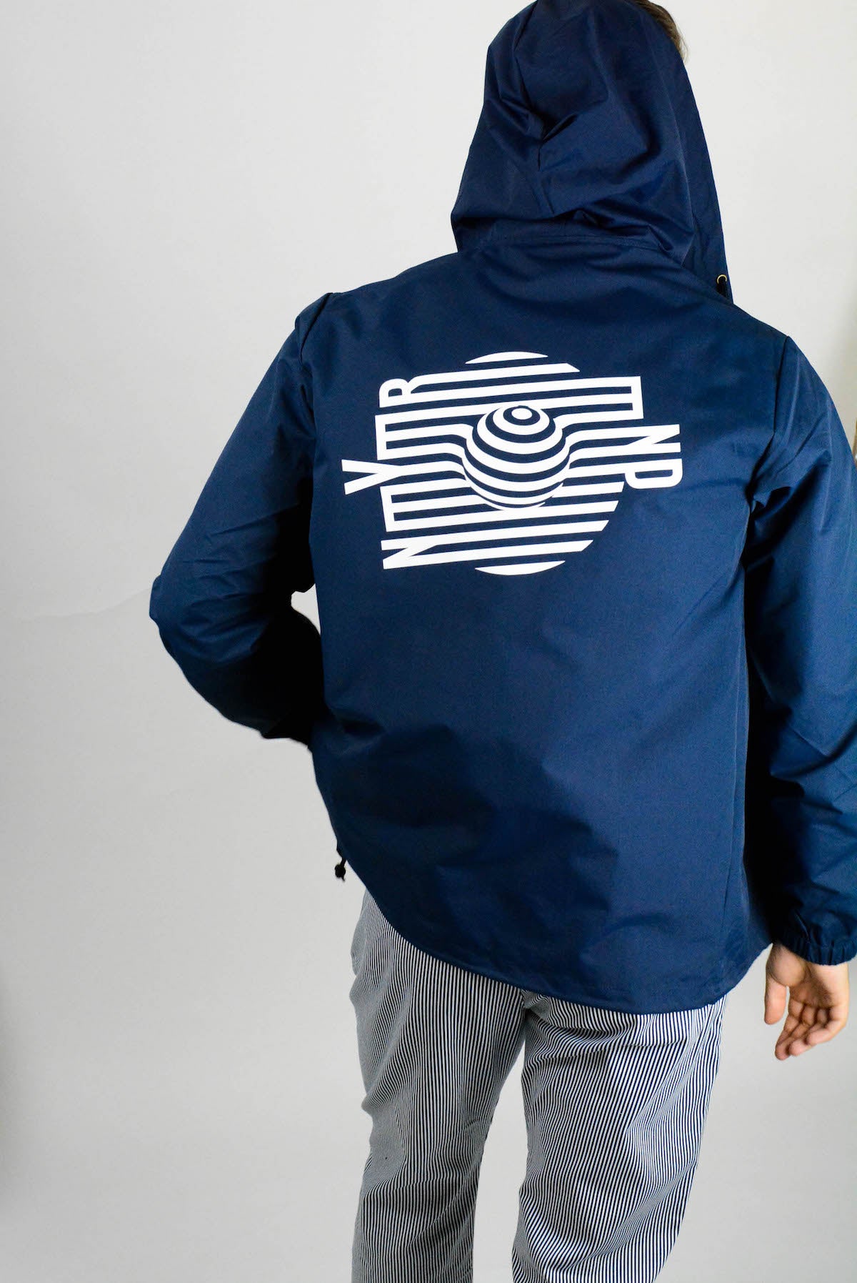 Neverend Windbreaker